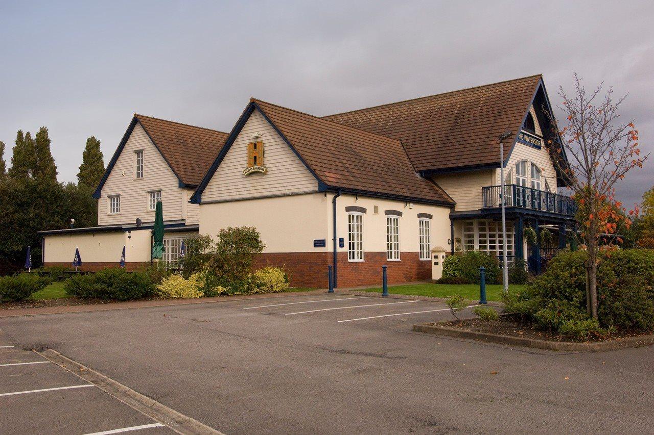 Premier Inn Warrington Centre Exterior photo