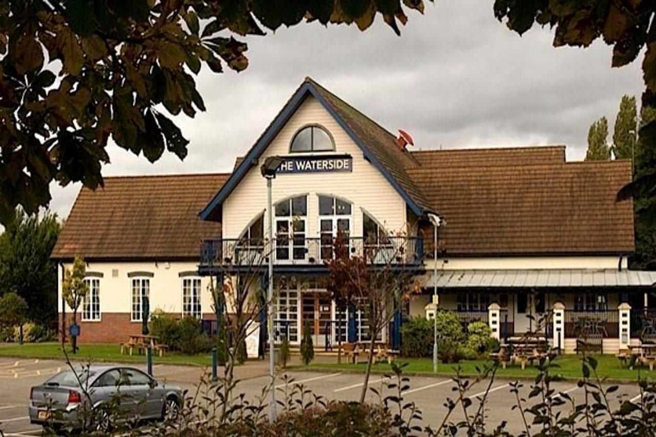 Premier Inn Warrington Centre Exterior photo